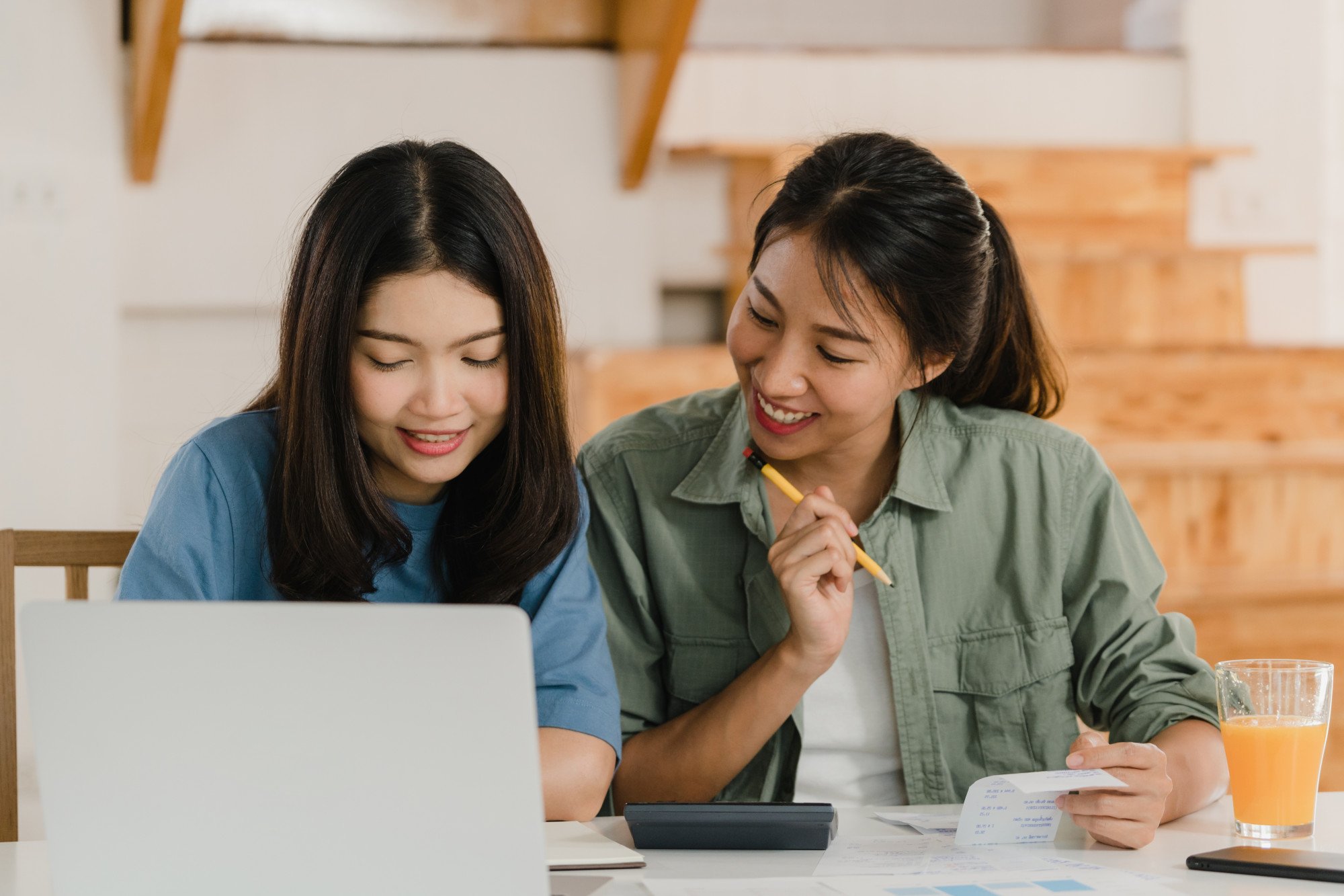 couple looking at laptop